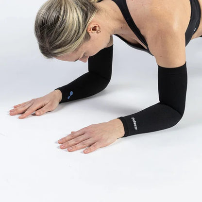 Kompresyjny rękaw na ramiona z germanem